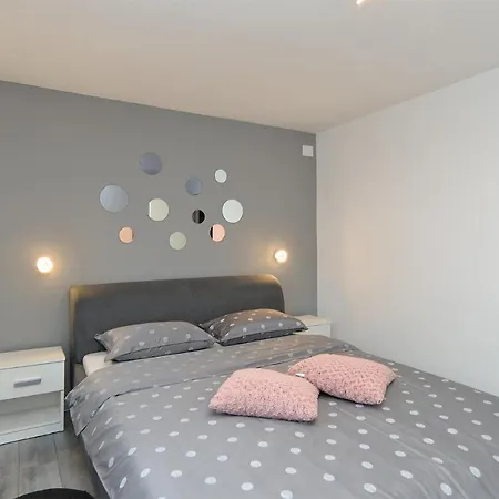 House 2154 Holiday home