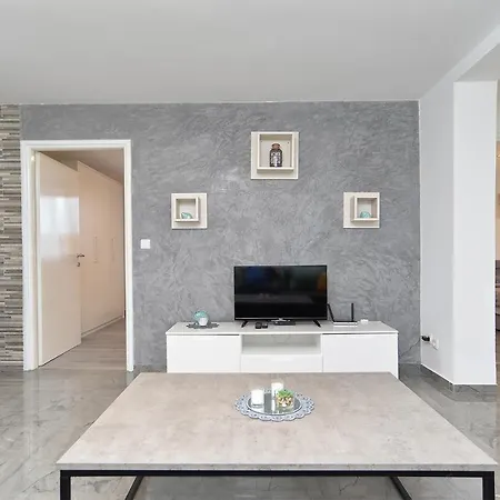 House 2154 Holiday home