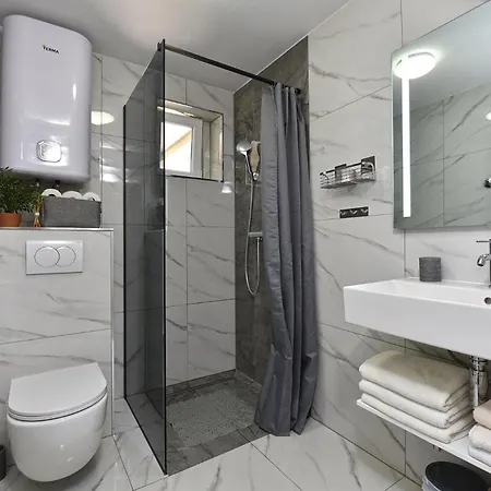 House 2154 * Fažana